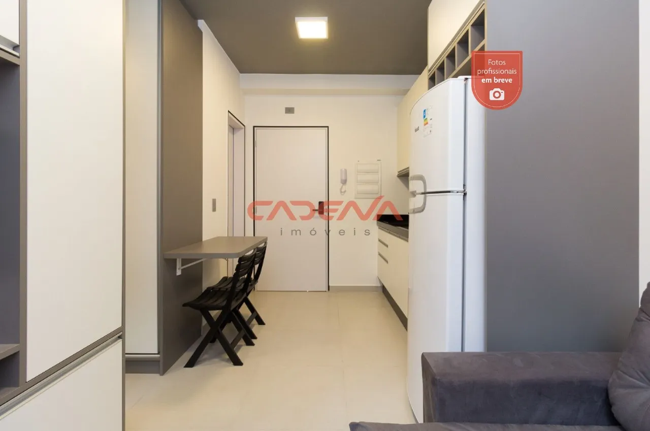 One-bedroom apartment in a building with a coworking space — photo 9
