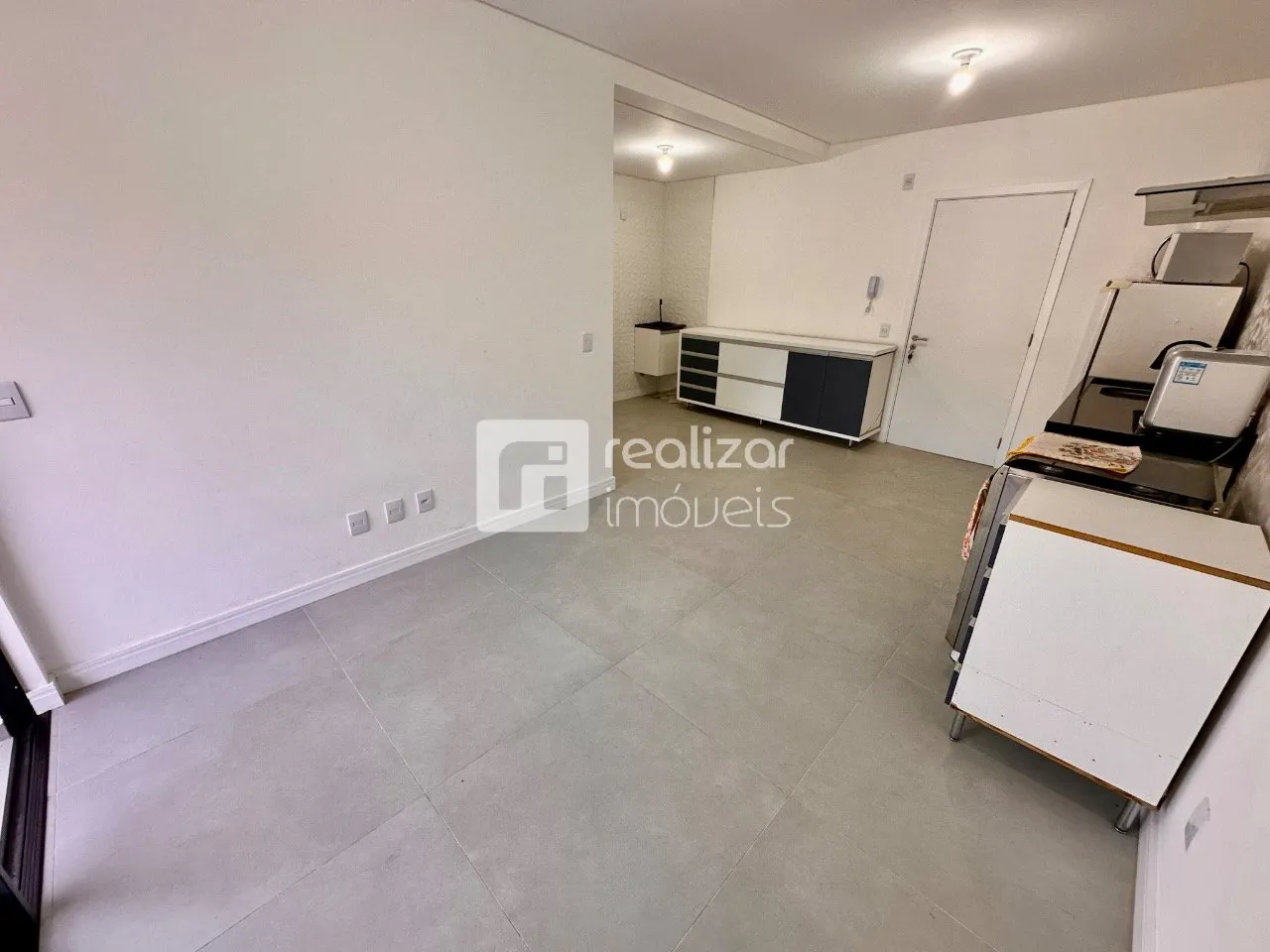 Furnished 2-bedroom apartment with integrated kitchen — photo 14