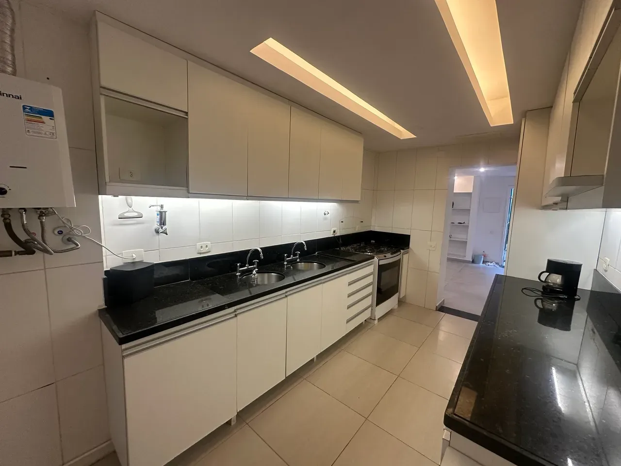 Квартира 233 м² з пральною машиною та видом на гори — photo 20