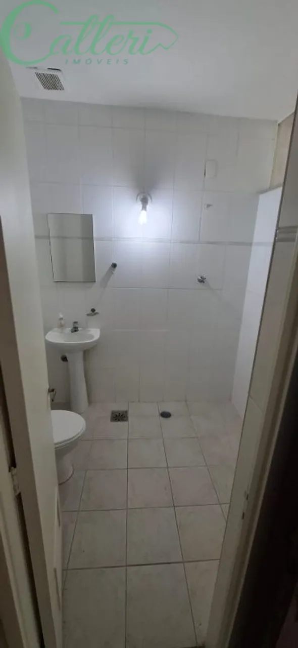 1-bedroom 1-bath apartment with no parking space — photo 8