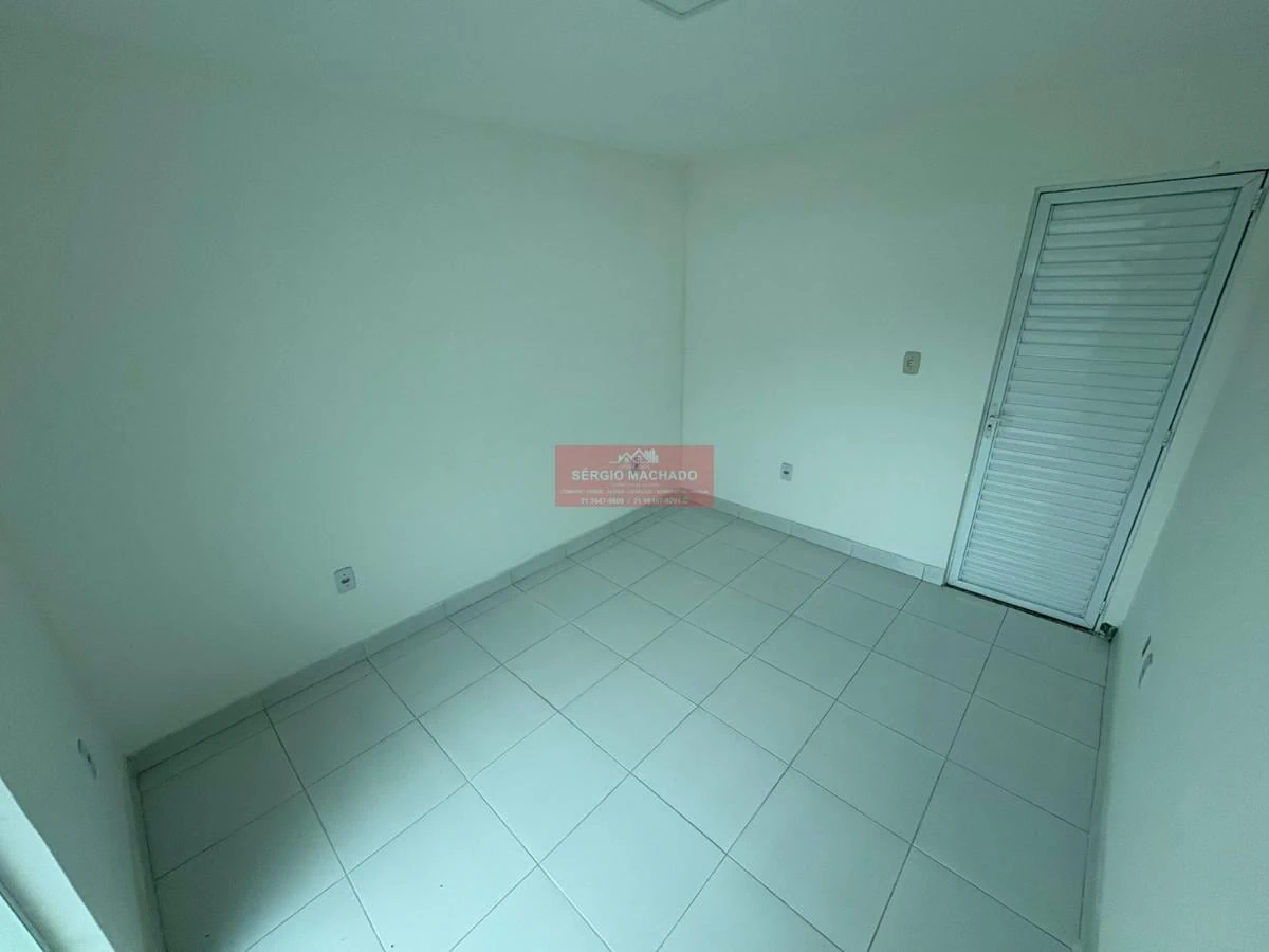 Casa duplex com 2 quartos e cozinha aberta com fogão — photo 11