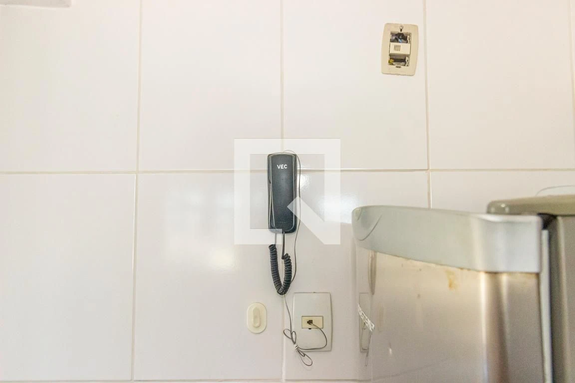 2-bedroom apartment in a building with a gym — photo 44