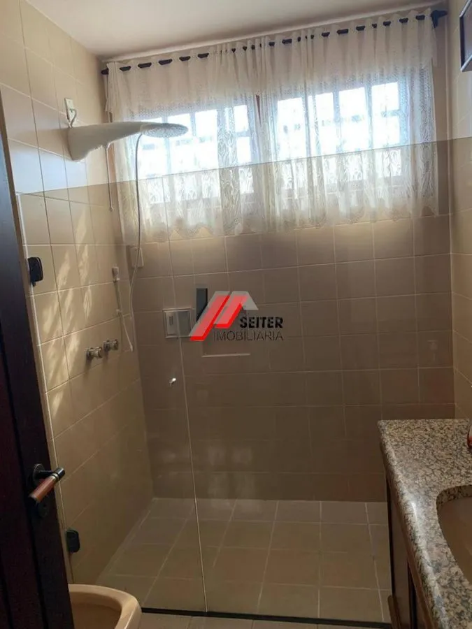 4-bedroom rental house with 410 m² and 6 parking — photo 35