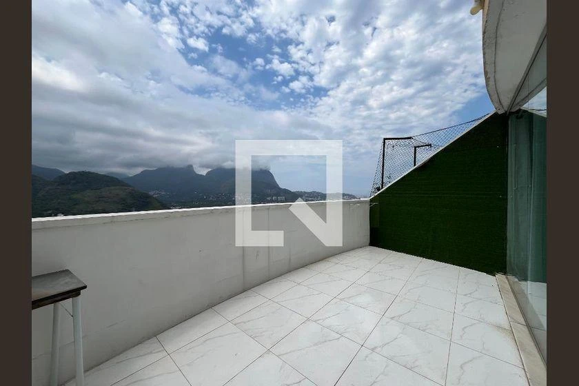 Квартира 72 м² с панорамными окнами и видом на горы — photo 9