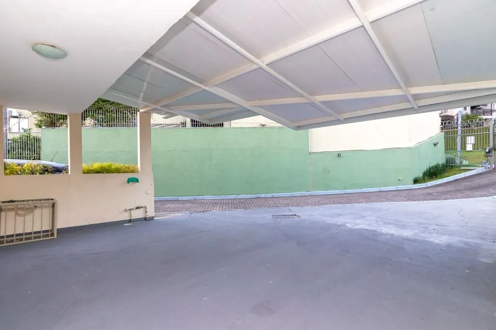 Unfurnished house with 4 bedrooms and 150 m² — photo 37