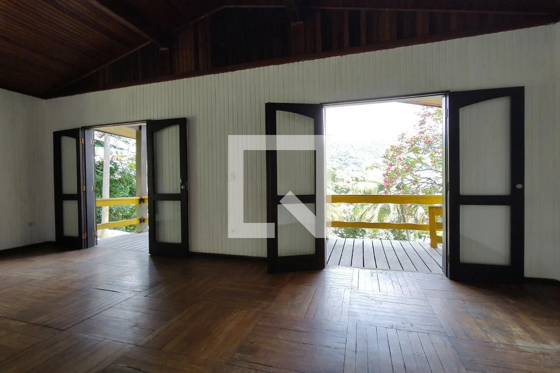 Casa para locação com 3 quartos e 280 m² — photo 12