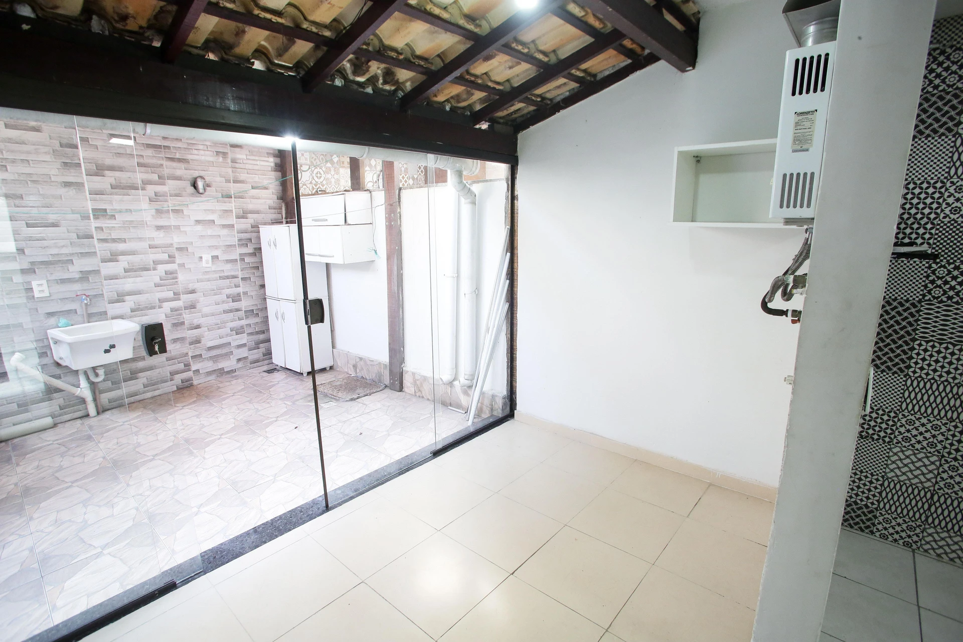 2-bedroom house, 90 m² — photo 47