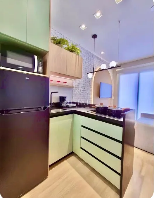Furnished 1-bedroom apartment with open-plan kitchen — photo 21