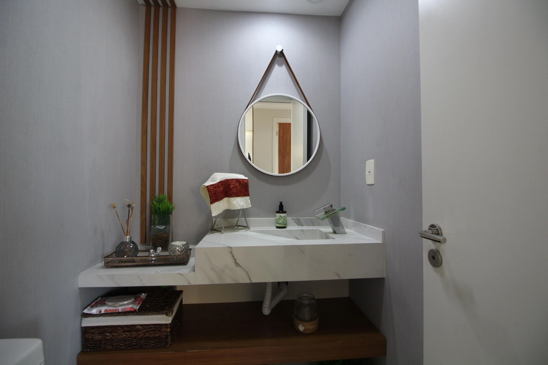 Rental apartment with 4 bedrooms and 4 bathrooms — photo 44
