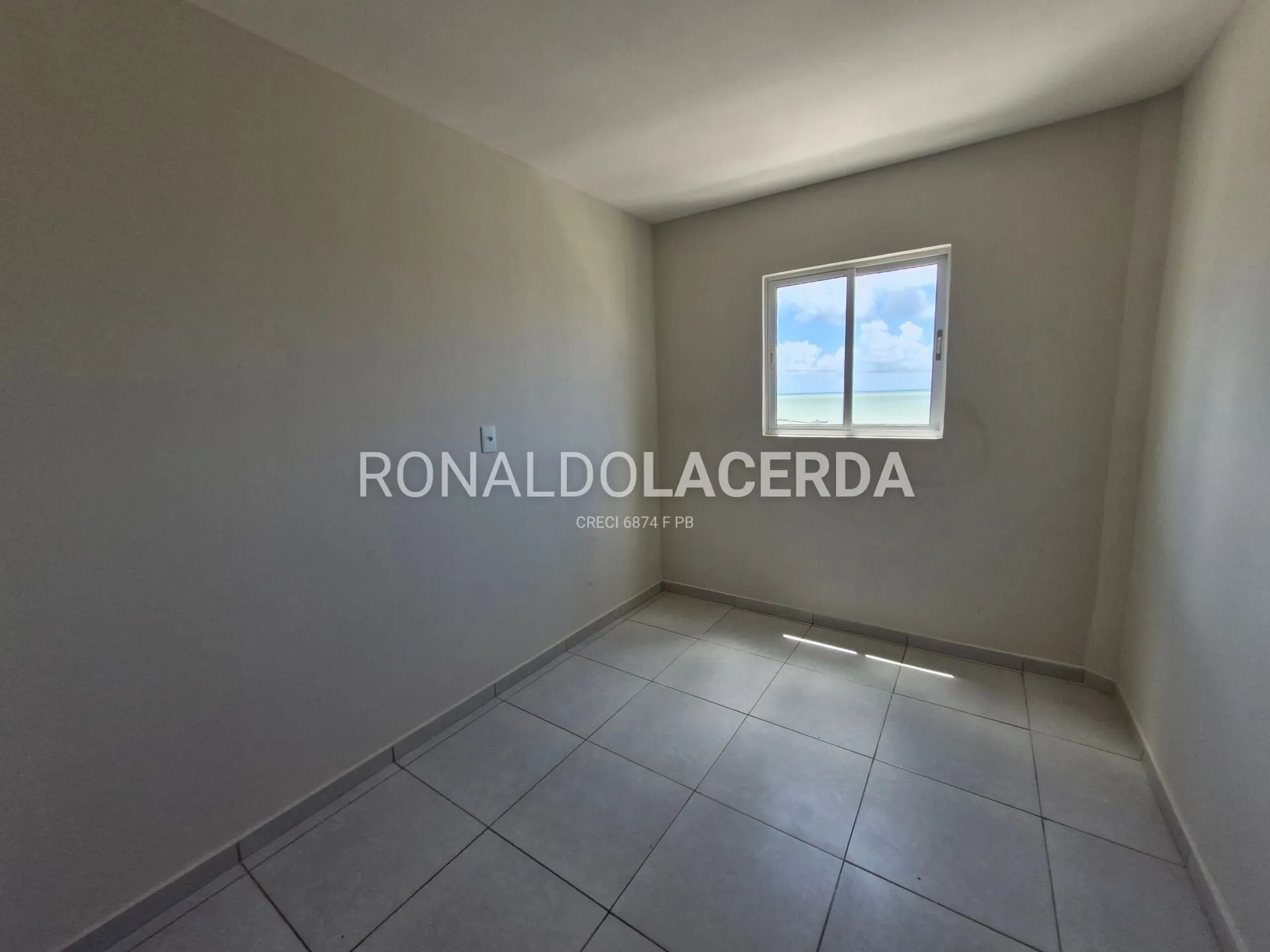 61 m² apartment with 2 bedrooms and a suite — photo 7