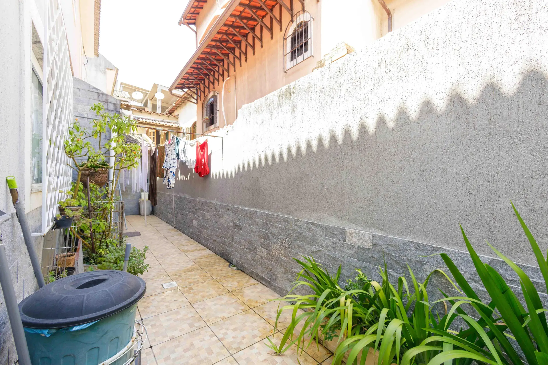 Furnished house with 5 bedrooms and a private BBQ — photo 45