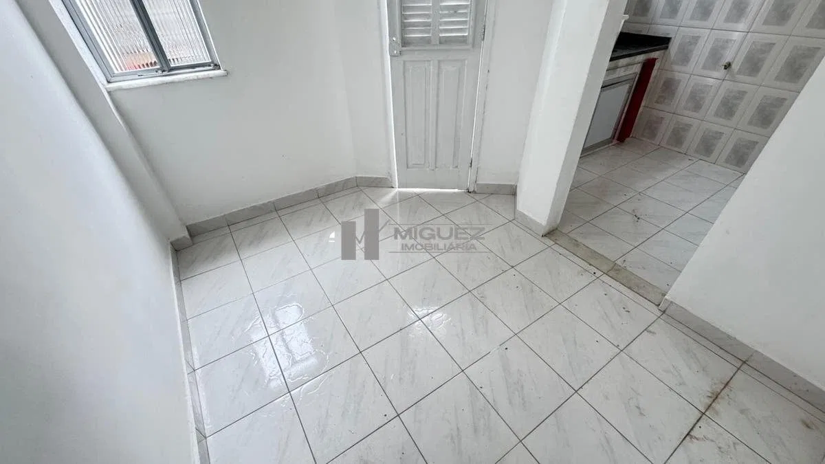 House, 80 m², with wood or laminate floors — photo 24