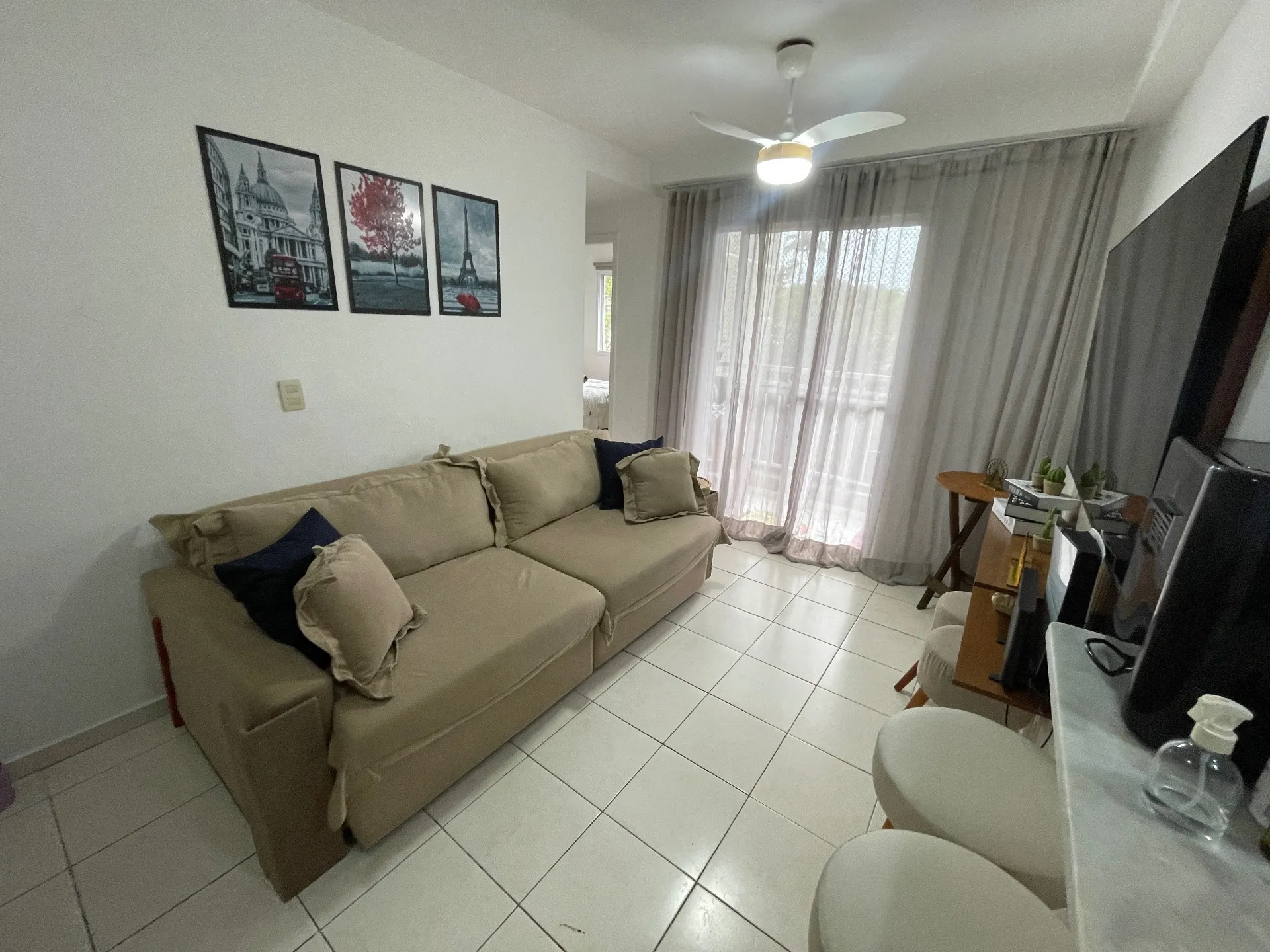 Furnished 52 m² apartment with 2 bedrooms and 1 parking spot — photo 6