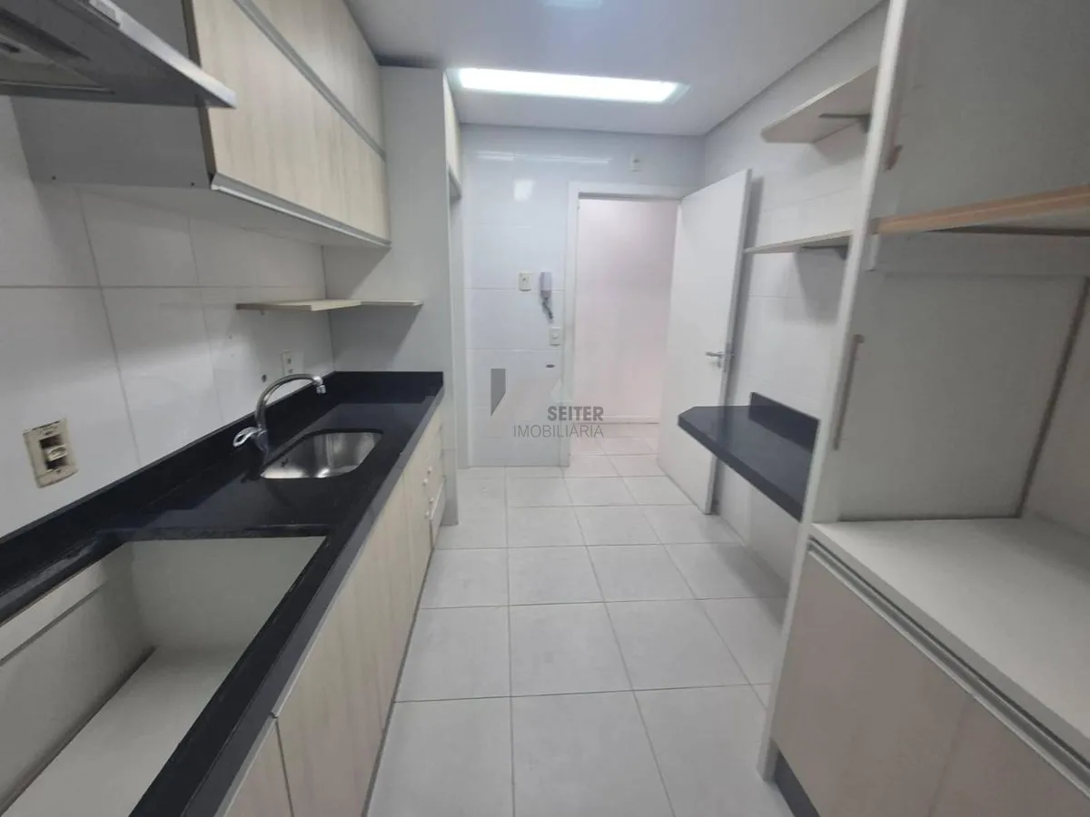 Apartamento de 3 dormitorios con 88 m² y 1 plaza — photo 2