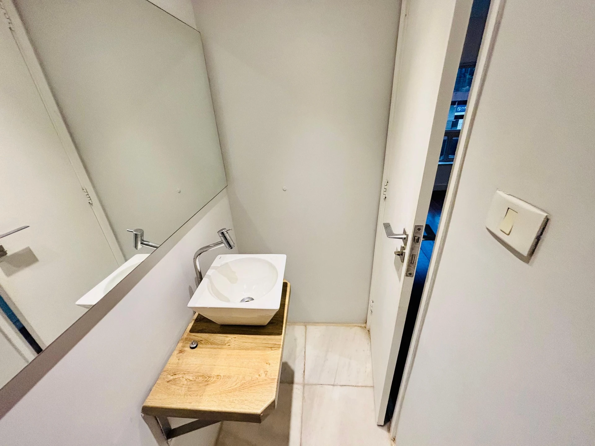 Mountain view in a 4-bedroom apartment, 220 m² — photo 23