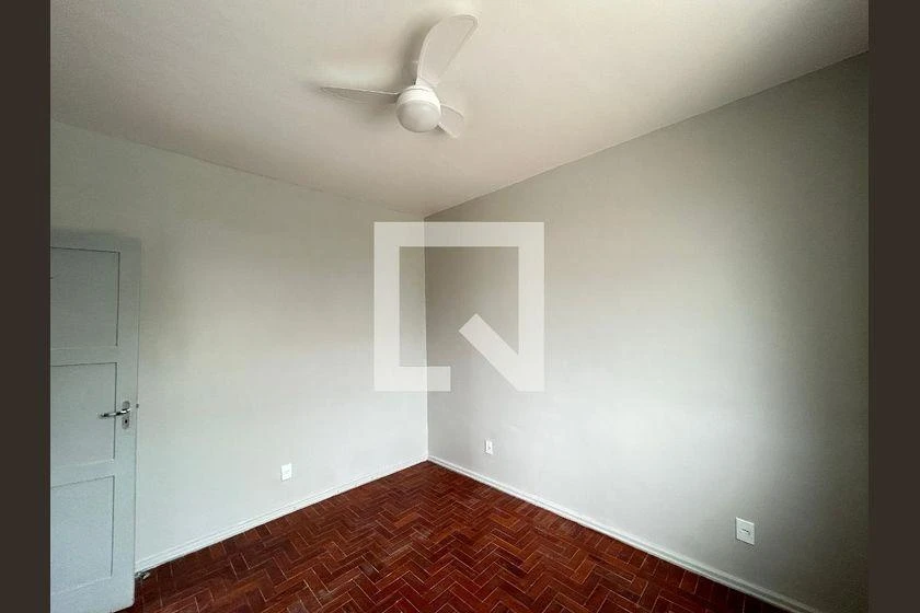 House, 76 m², with wood or laminate floors — photo 5