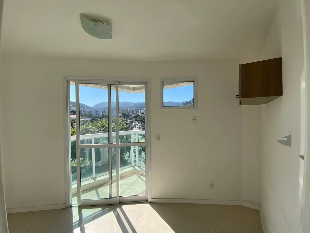 3-bedroom apartment with balcony and built-in grill — photo 16