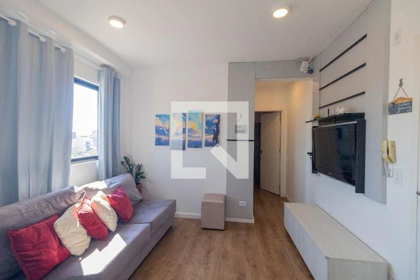 Apartamento de 1 quarto com cozinha integrada e 36 m²