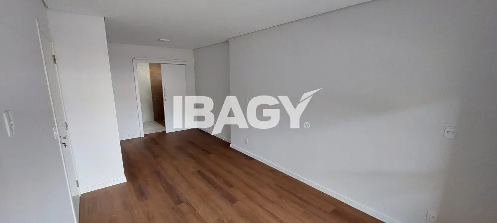 House with 3 en-suite bedrooms and 2 parking spaces — photo 11
