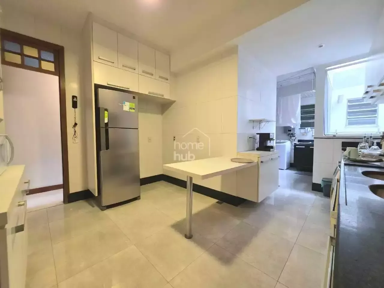 Furnished apartment, 157 m², with a home office — photo 15