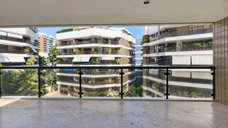 Apartamento de 3 quartos em condomínio com piscina aquecida — photo 13