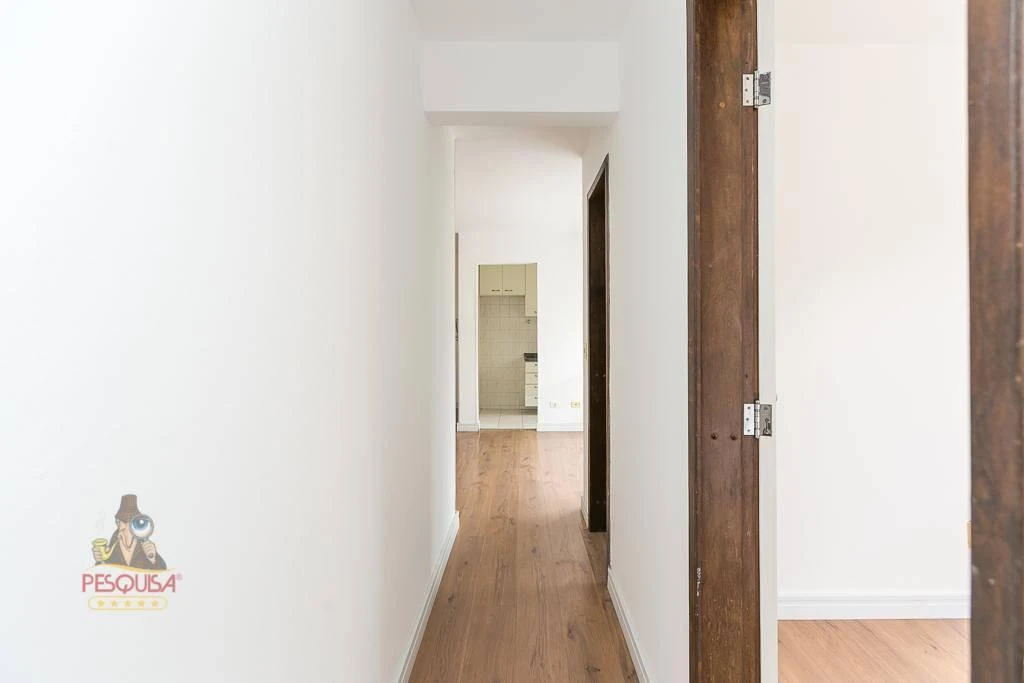 Apartamento com piso de madeira ou laminado, Cabral