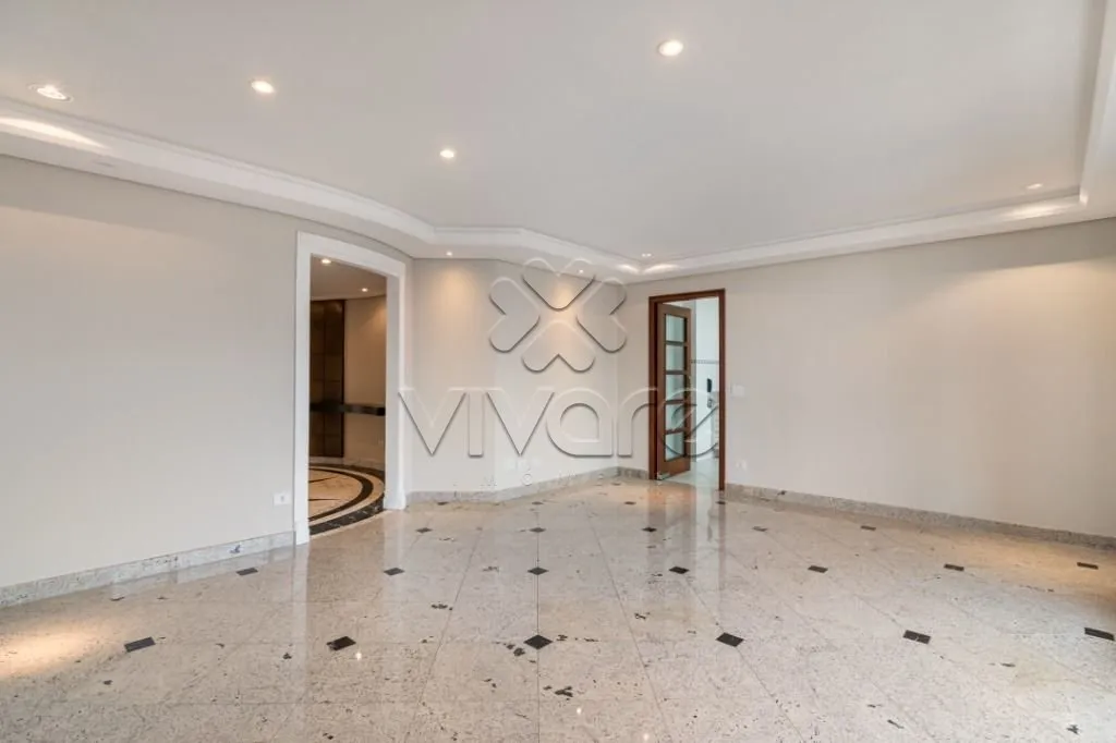249 m² apartment with 3 bedrooms and a balcony BBQ — photo 3