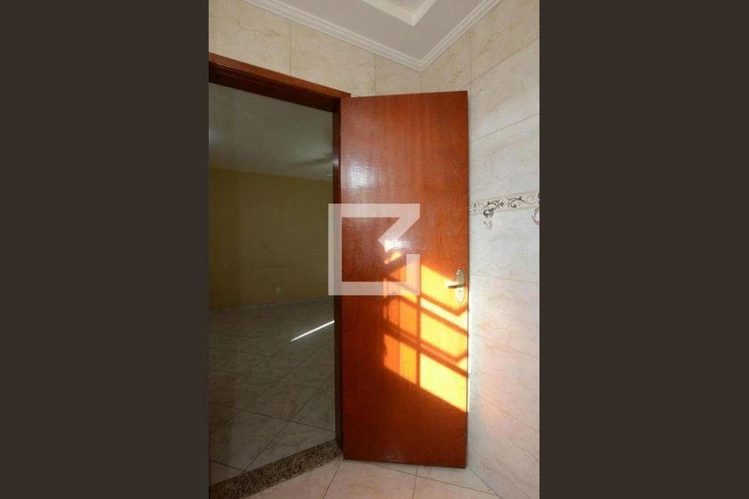 Casa sem mobília com 5 quartos e 5 banheiros — photo 108