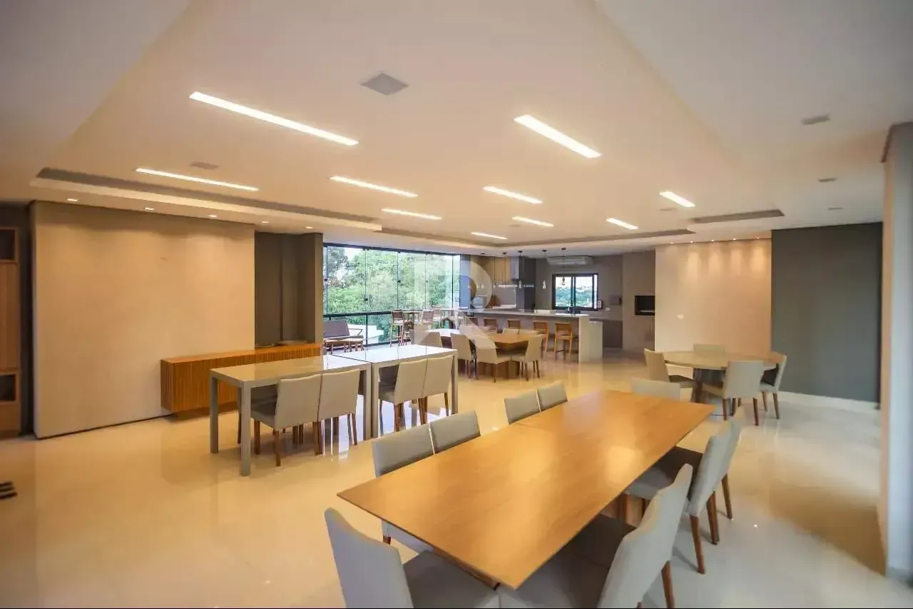 House with open-plan kitchen and 400 m², 4 bedrooms — photo 42