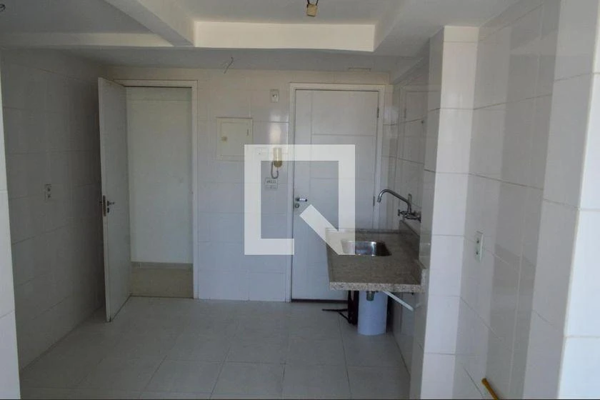 4-bedroom apartment with 1 parking spot and 78 m² — photo 45