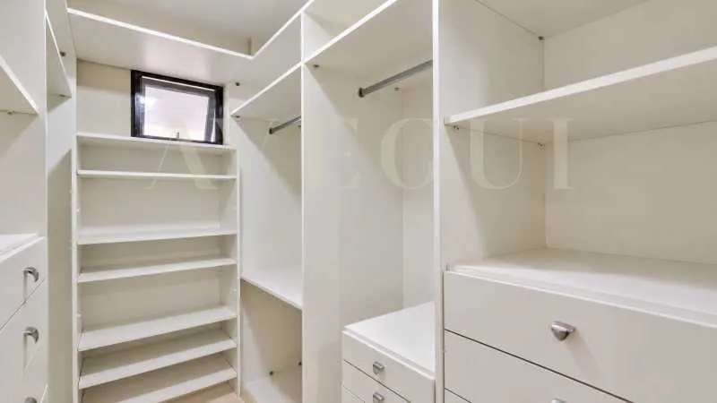 Apartamento de 3 quartos em condomínio com piscina aquecida — photo 14