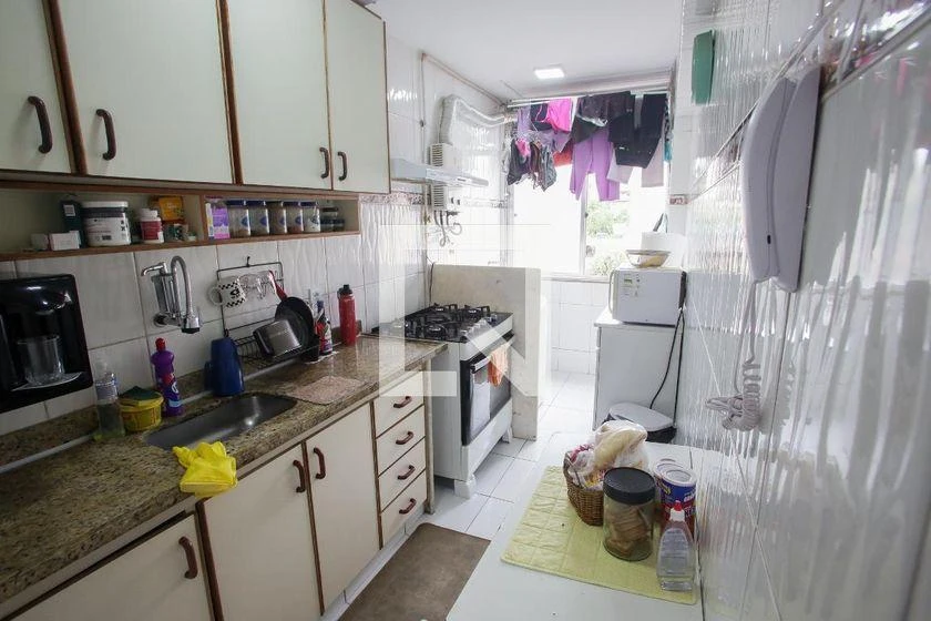 Apartamento amueblado de 2 dormitorios con cocina abierta — photo 6