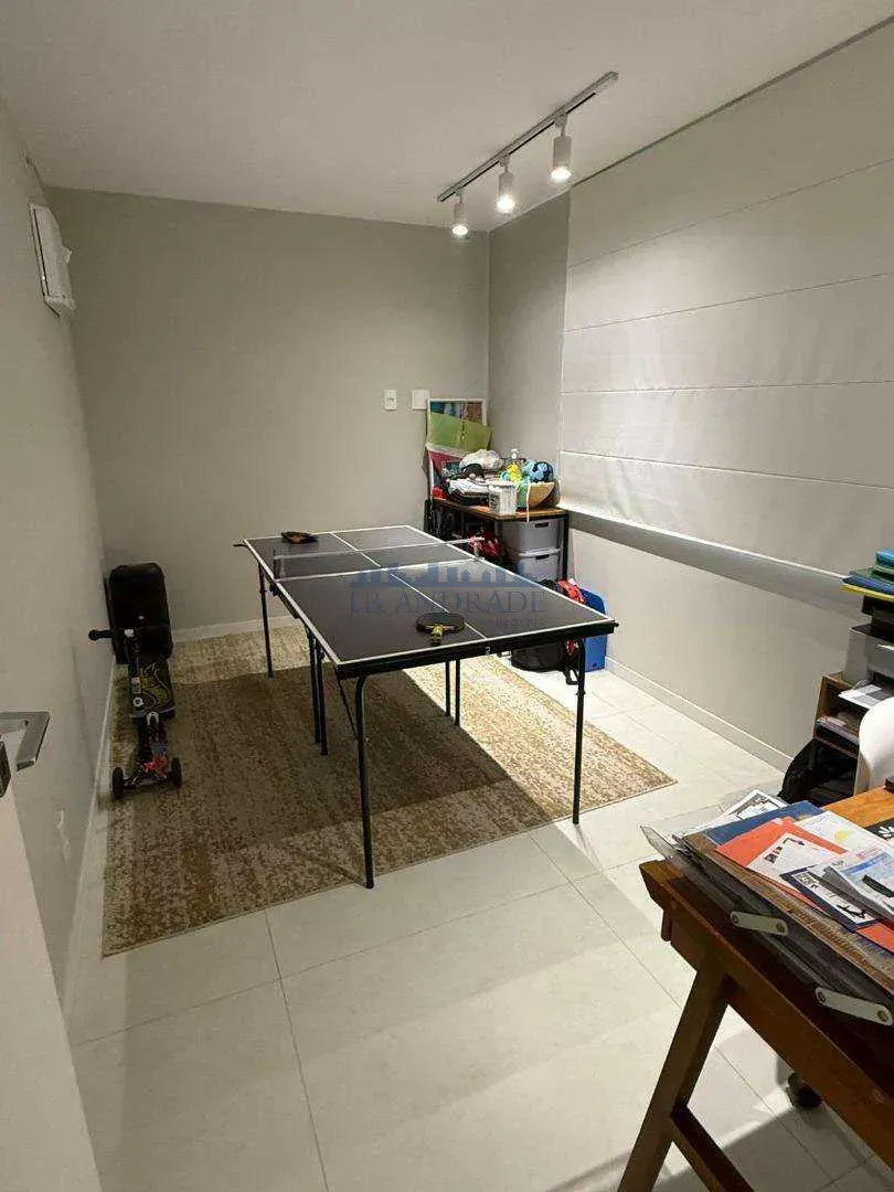 Casa com 4 dormitórios, 240 m² e 3 suítes com varanda — photo 36