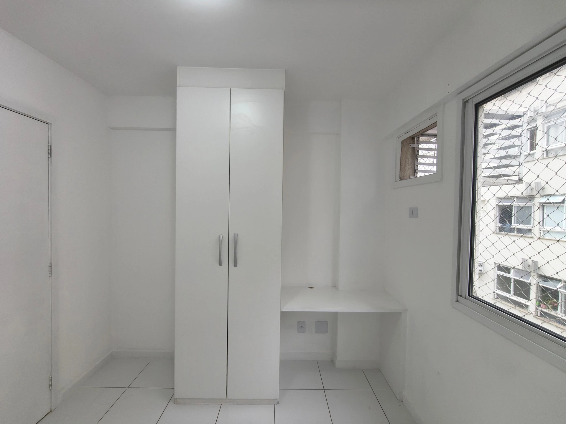 Home office in a 2-bedroom apartment, 57 m² — photo 21