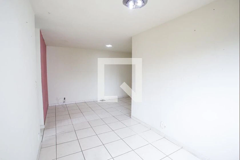 2-bedroom rental apartment with balcony — photo 26