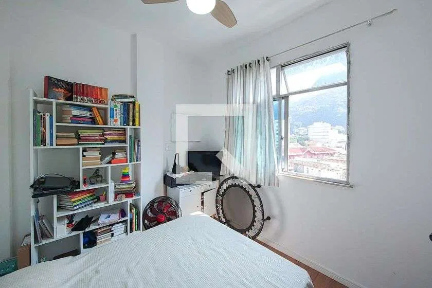 Shared BBQ area with a furnished 93 m² apartment — photo 19