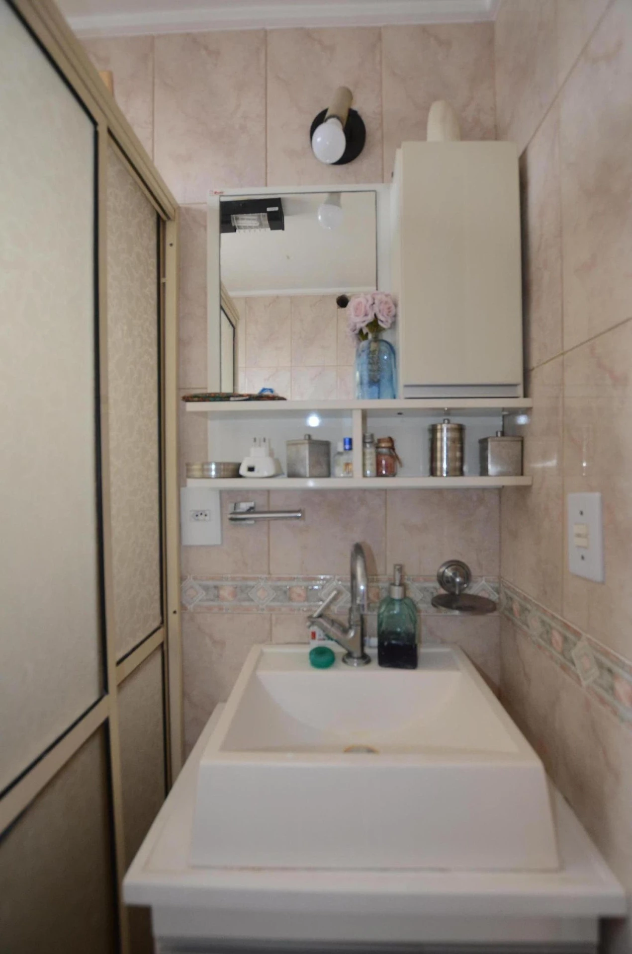 Furnished apartment, 126 m², with a grill on the balcony — photo 32
