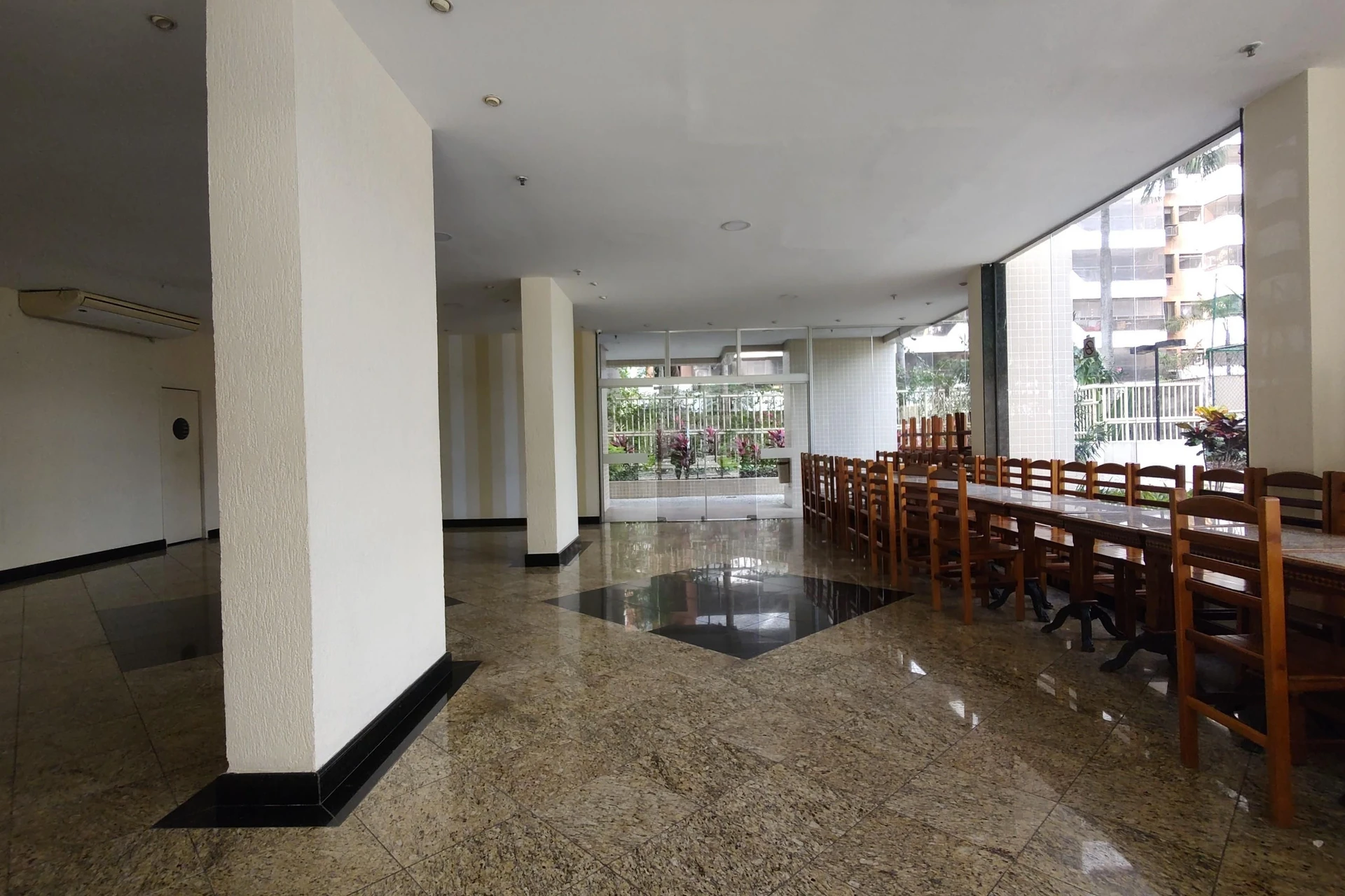 99 m² apartment with a water view and a washing machine — photo 82