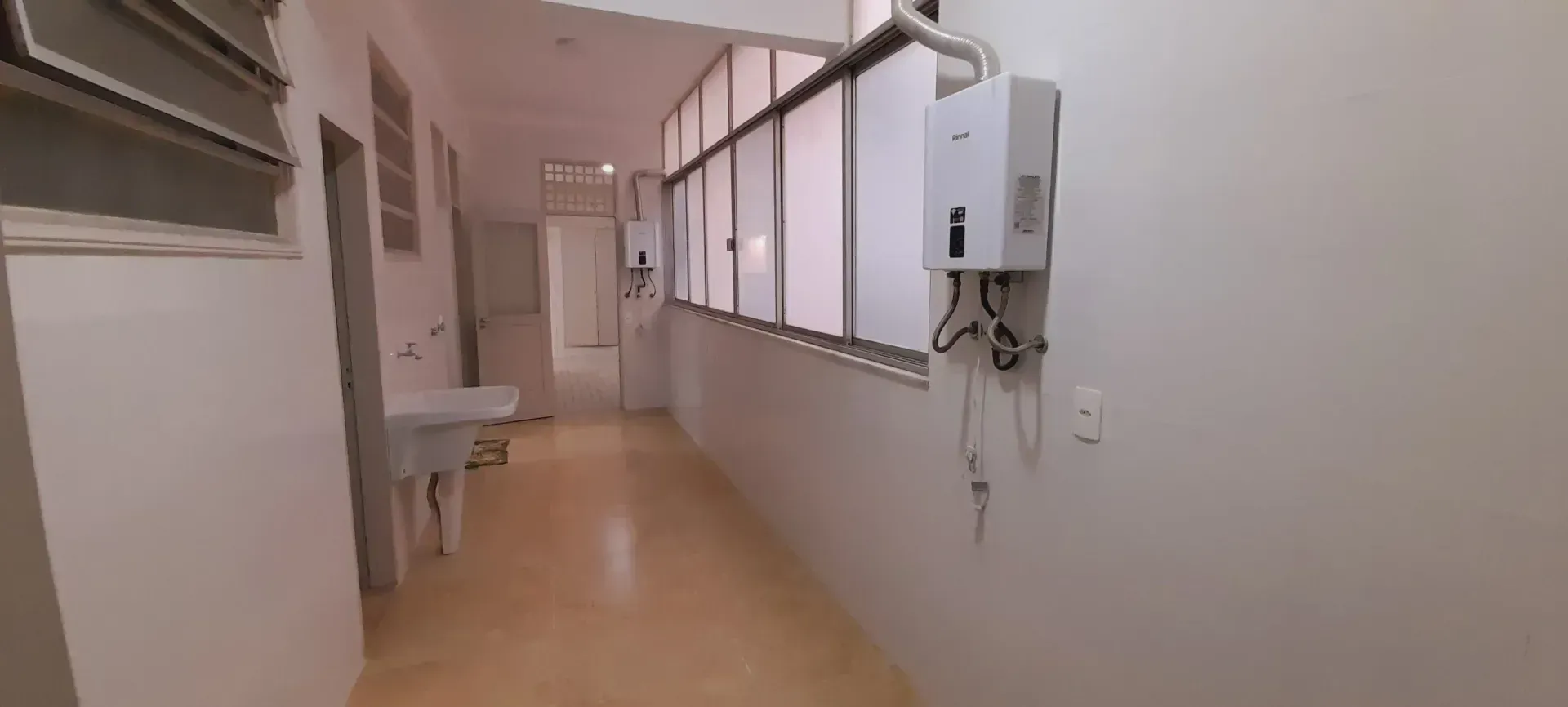 Unfurnished apartment with 4 bedrooms and 2 parking — photo 33