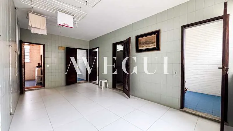 Duplex penthouse with 480 m², 4 bedrooms and 5 baths — photo 30