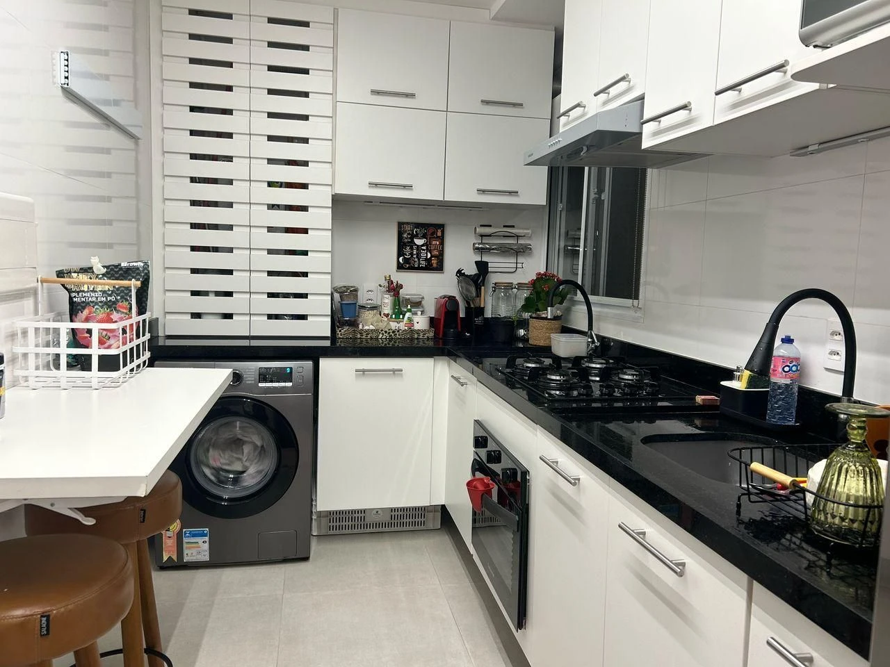 Apartamento mobiliado com 2 quartos e 1 banheiro — photo 3