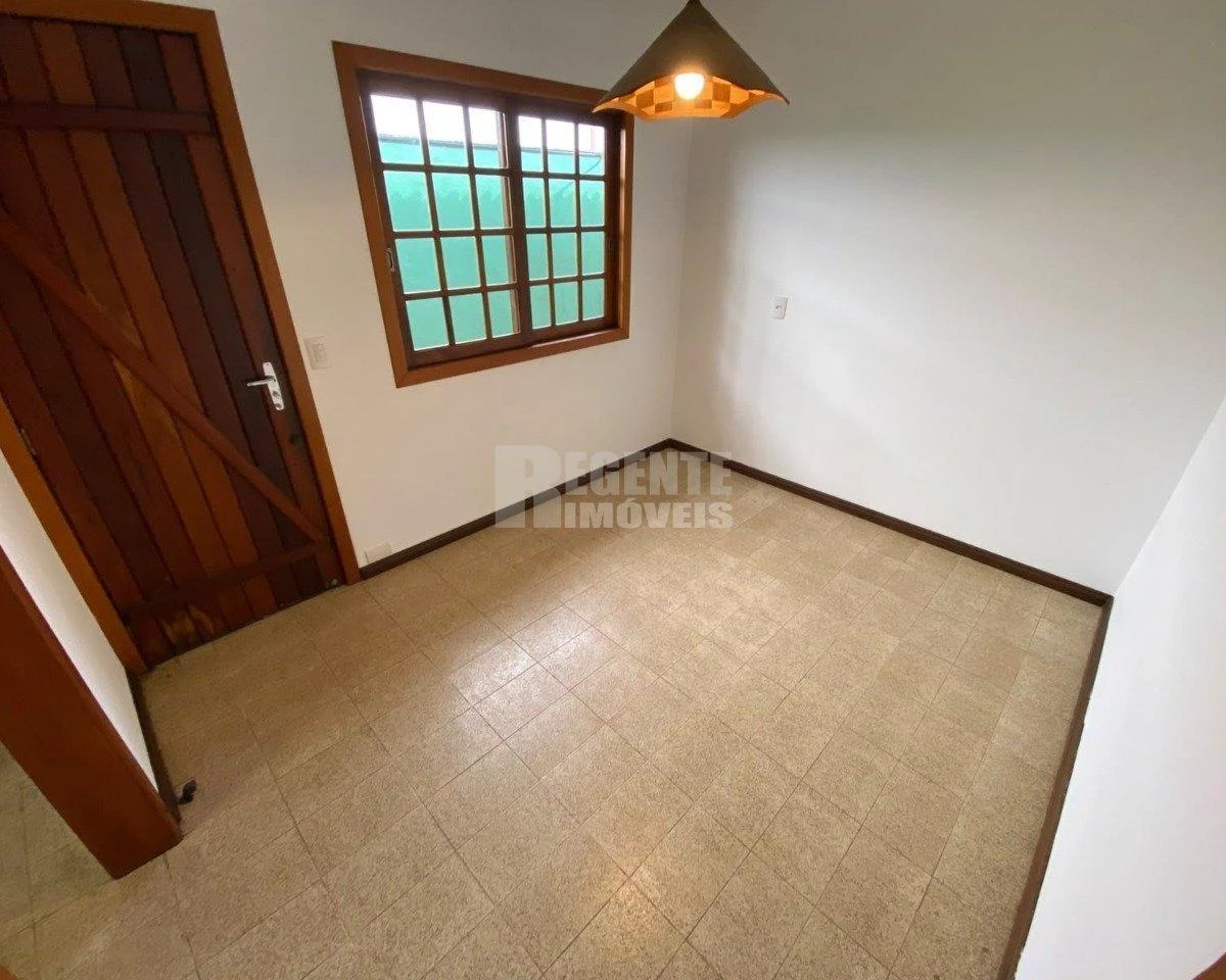3-bedroom house with a home office in Florianópolis — photo 22