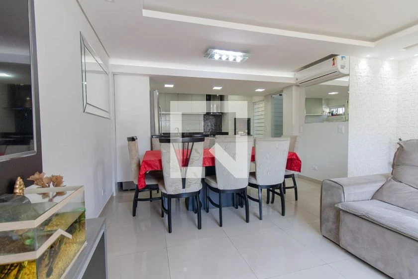 Furnished house with 3 bedrooms and 6 parking spaces — photo 4