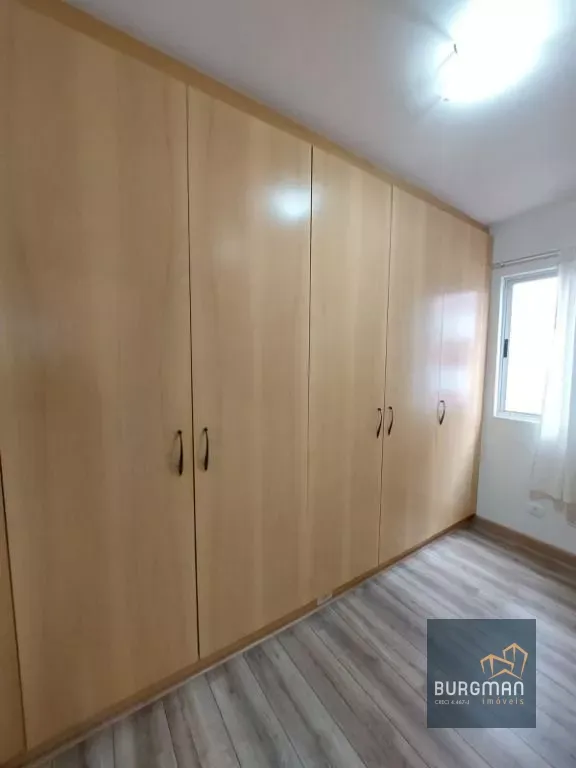 72 m² apartment with a walk-in closet and a home office — photo 33
