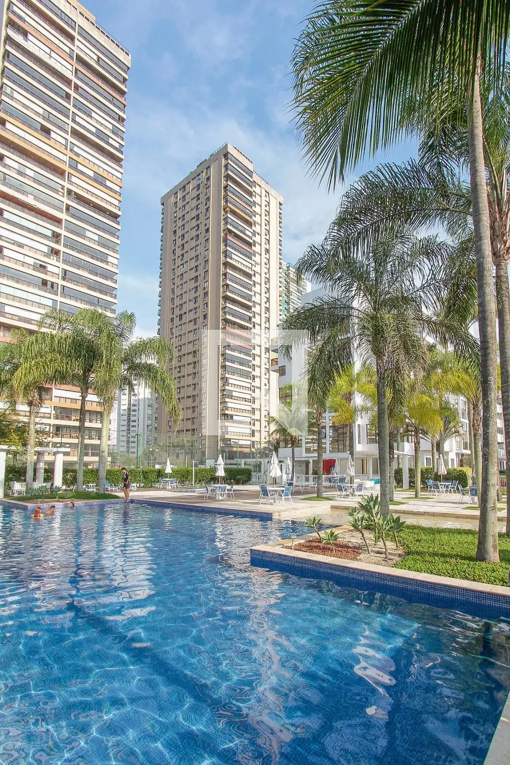 Apartamento de 2 quartos em suítes com 3 vagas e varanda — photo 24