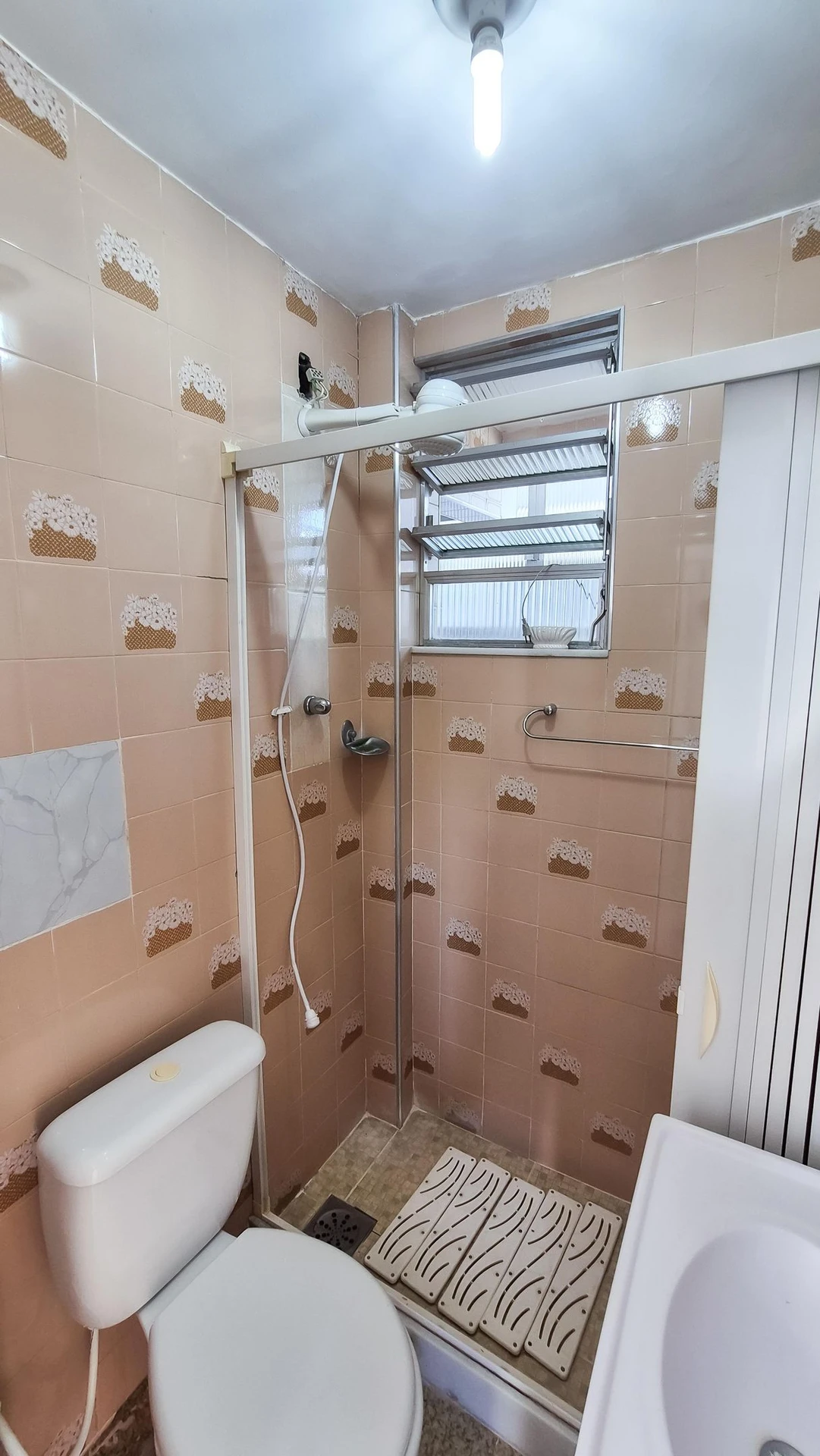Unfurnished apartment with 2 bedrooms and 1 bathroom — photo 4