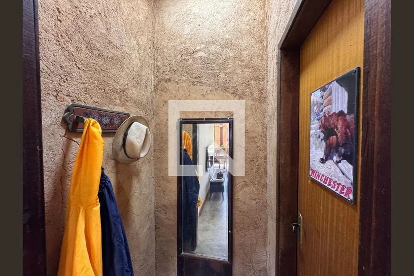 Casa de 4 dormitorios y 3 baños, 490 m² en total — photo 26