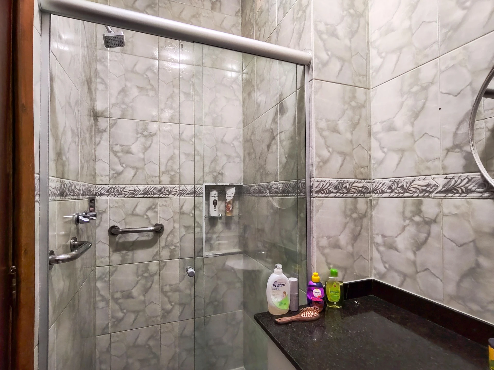 Apartamento mobiliado de 3 quartos com banheira — photo 54