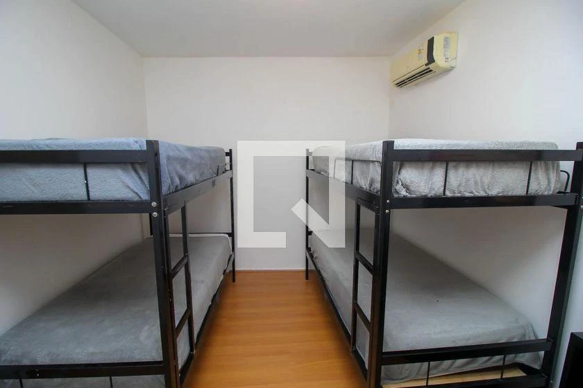 300 m² house with 4 bedrooms and a gas stove — photo 31