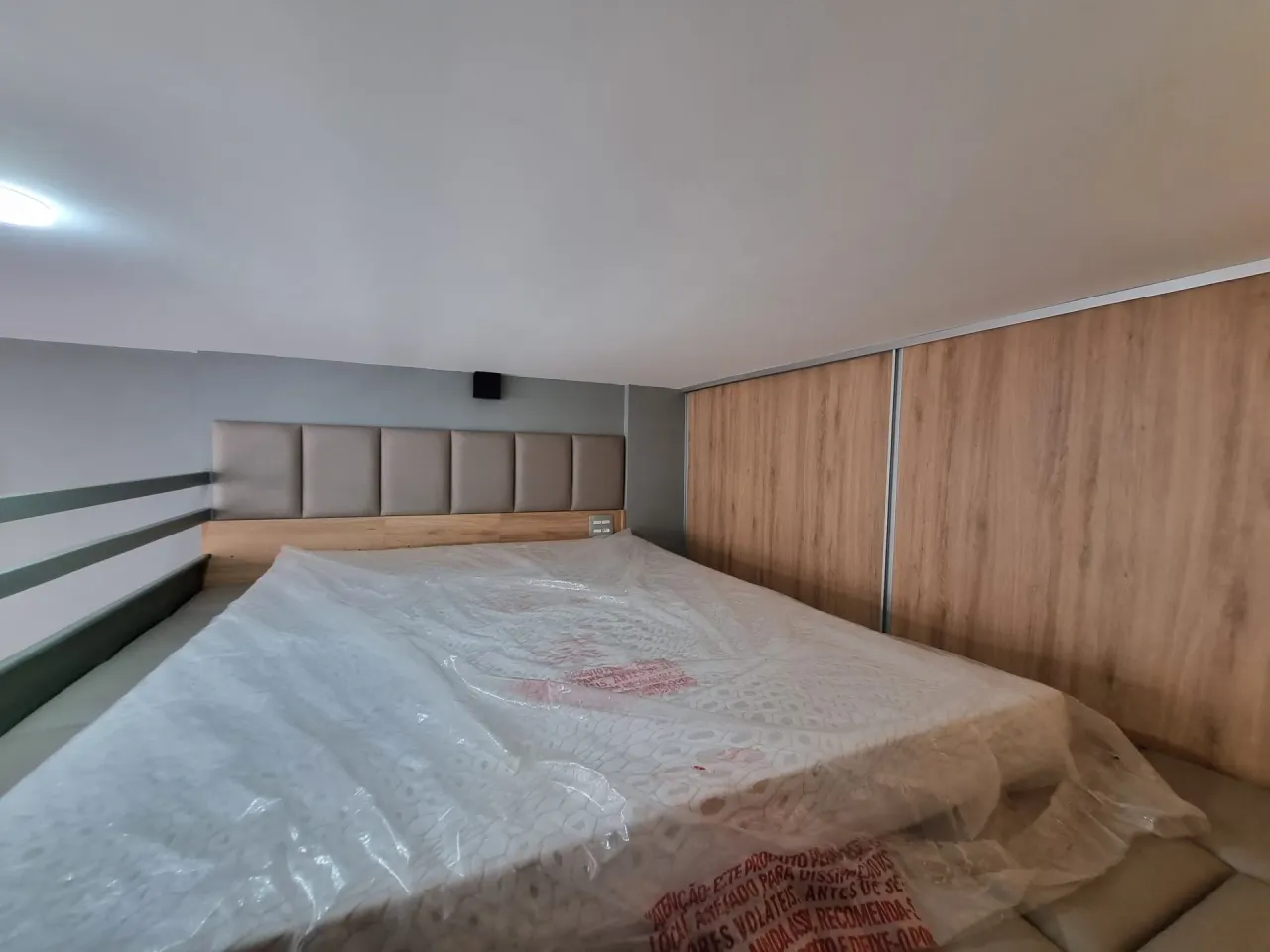 Loft mobiliado com 1 dormitório e cozinha compacta — photo 13